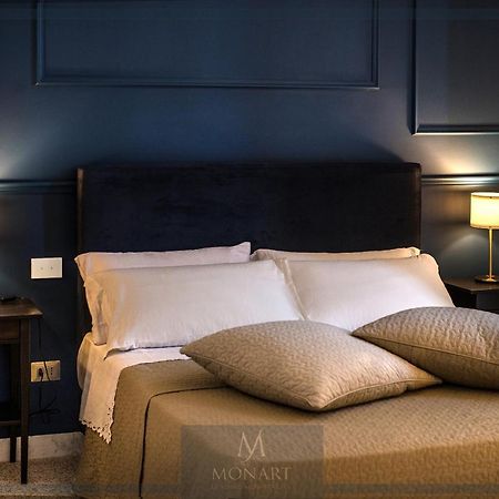 Monart Hospitality Cavour Bed and Breakfast Napels Buitenkant foto