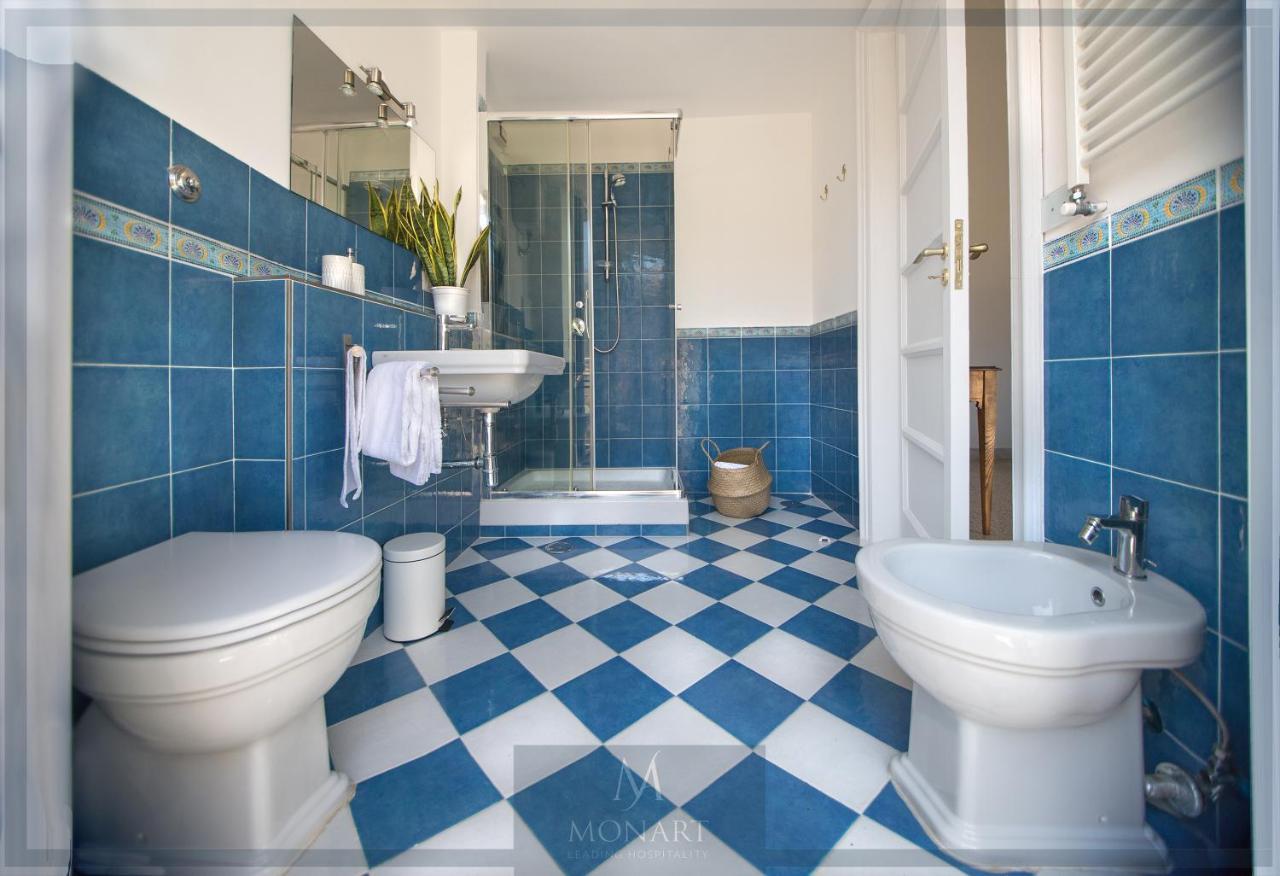 Monart Hospitality Cavour Bed and Breakfast Napels Buitenkant foto