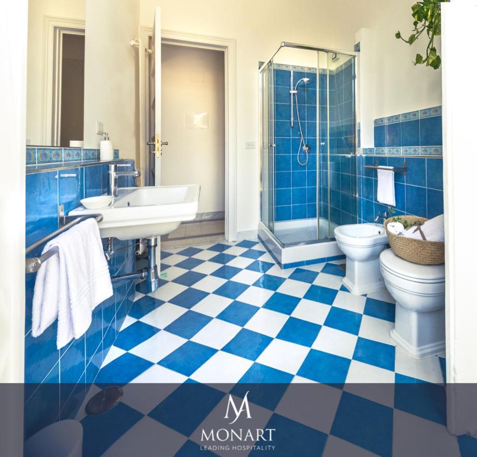 Monart Hospitality Cavour Bed and Breakfast Napels Buitenkant foto