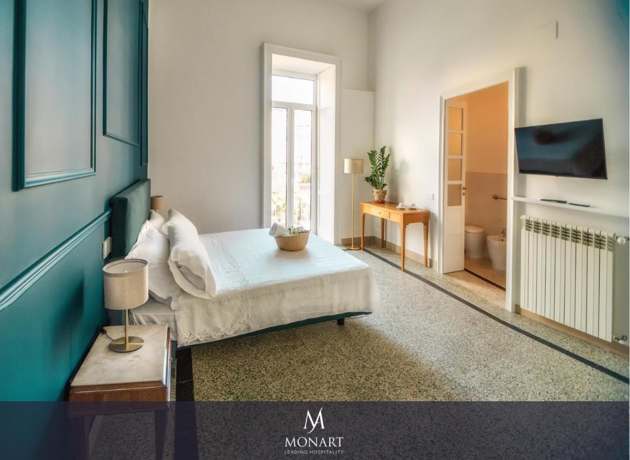 Monart Hospitality Cavour Bed and Breakfast Napels Buitenkant foto