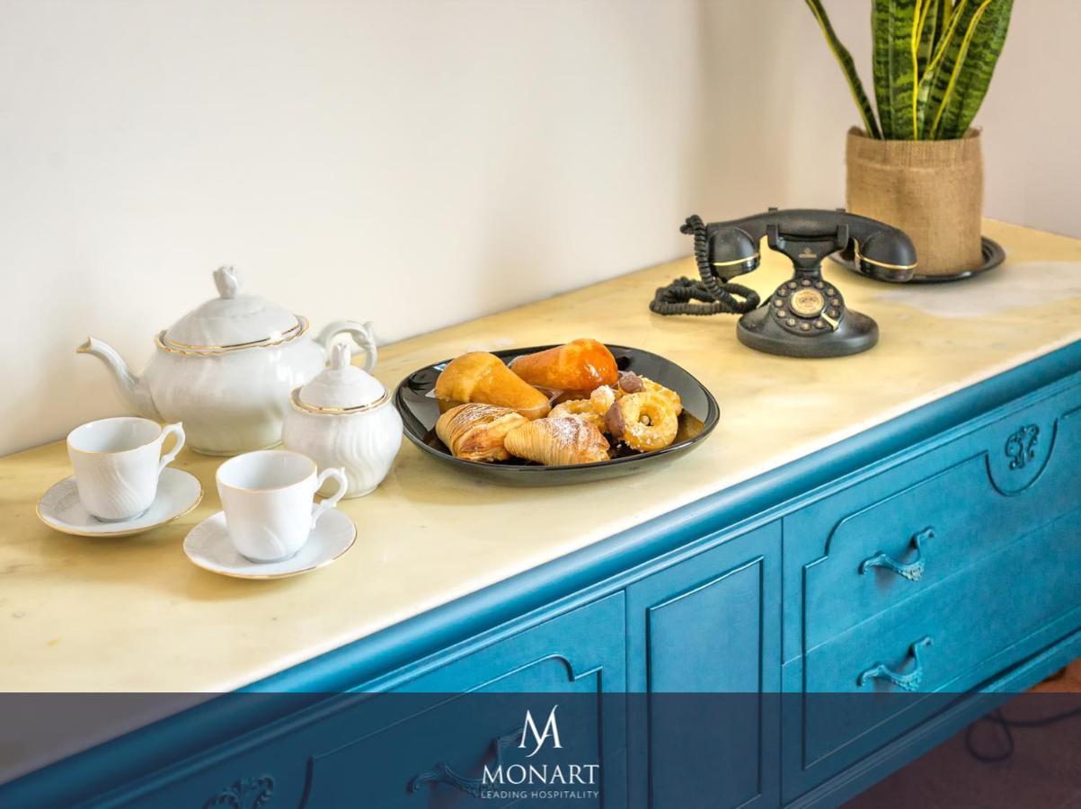 Monart Hospitality Cavour Bed and Breakfast Napels Buitenkant foto