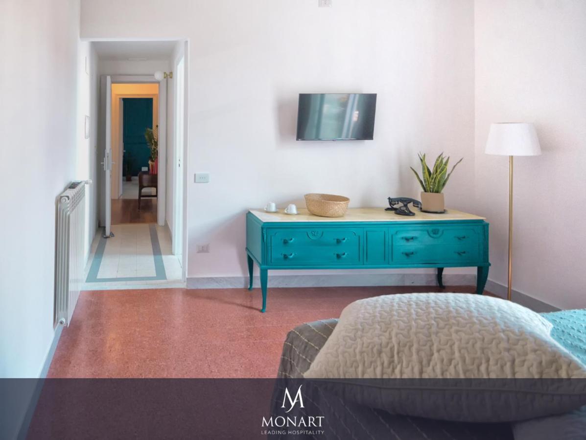Monart Hospitality Cavour Bed and Breakfast Napels Buitenkant foto